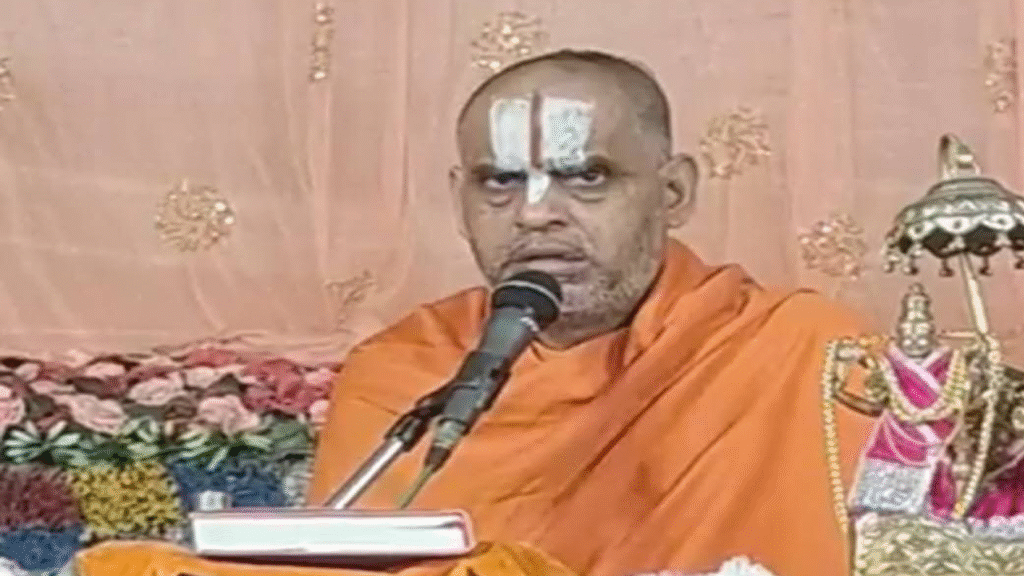 ahankari adami ko pad milane par ahankar badh jata hai
