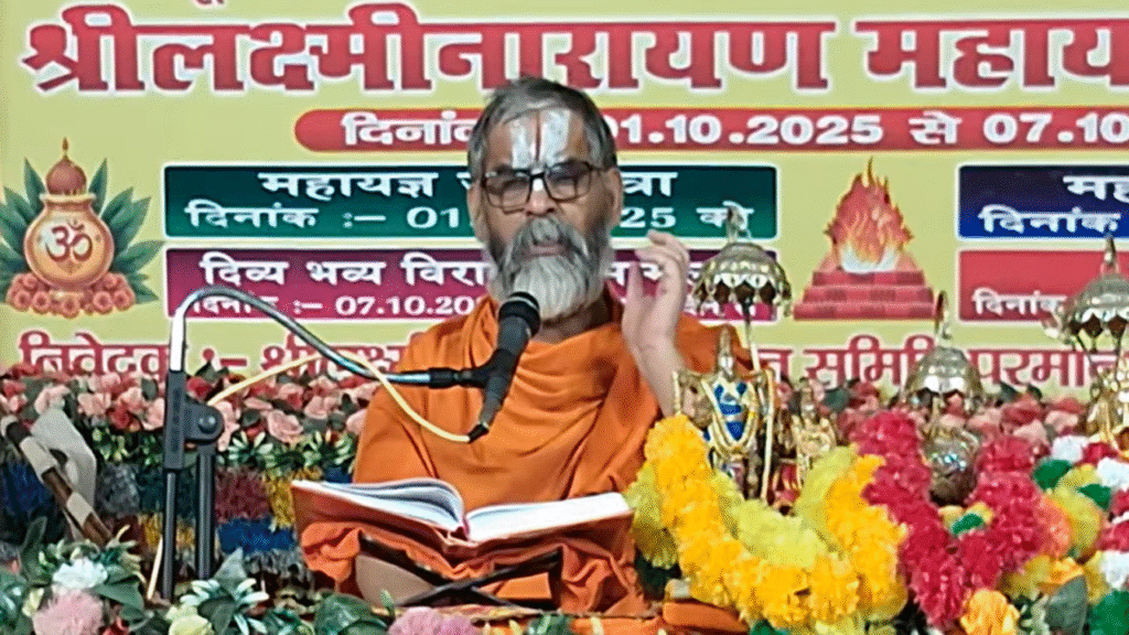 bahu ka adar beti ki tarah karana chahiye