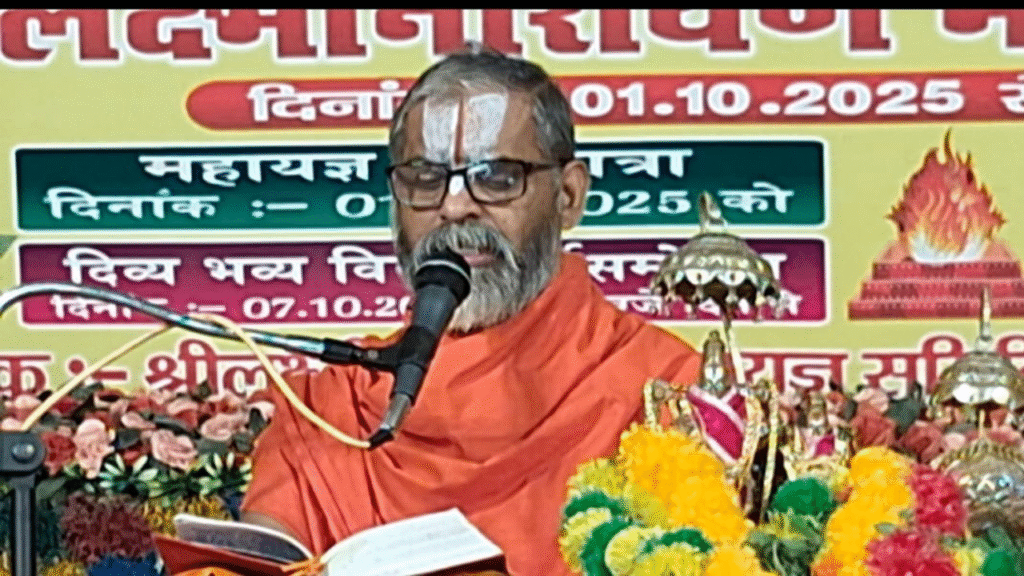 swami ji ne krishna aur uddhaw samwad par prakash dala